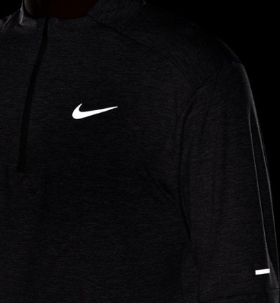Nike Element Half-Zip Top - Men's 5