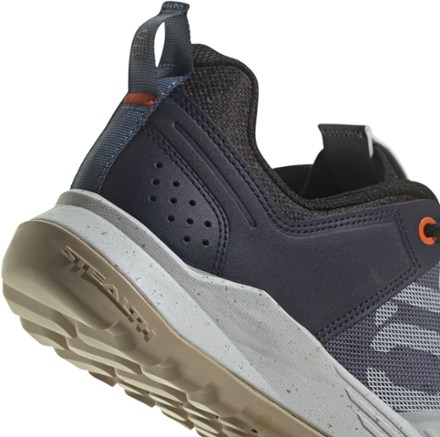 Five Ten Trailcross XT Mountain Biking Shoes - Men's 6