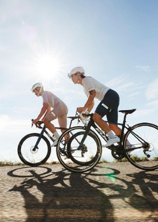 Location Image for Core Momentum Cycling Jersey - Men's