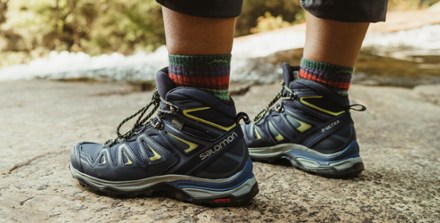 salomon x ultra 3 mid gtx weight