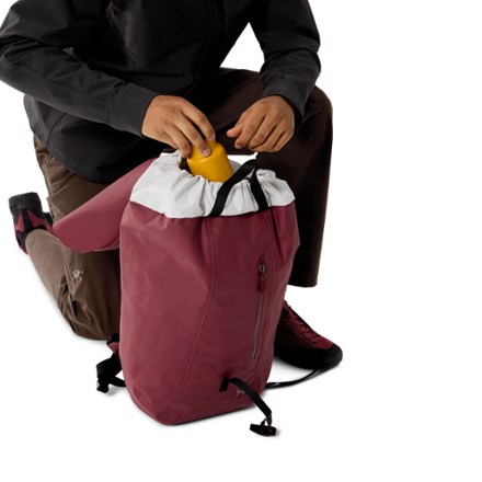 Arc'teryx Granville 25 Pack 9
