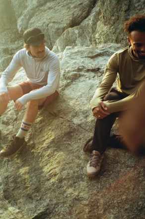 Location Image for Crater Lake Long-Sleeve Half-Zip Hoody - Men's