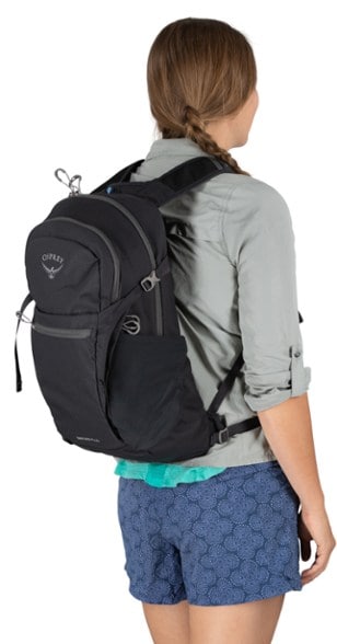 Osprey Daylite Plus: De rugzak die je aan grotere packs kunt bevestigen Osprey Daylite Plus: De rugzak die je aan grotere packs kunt bevestigen