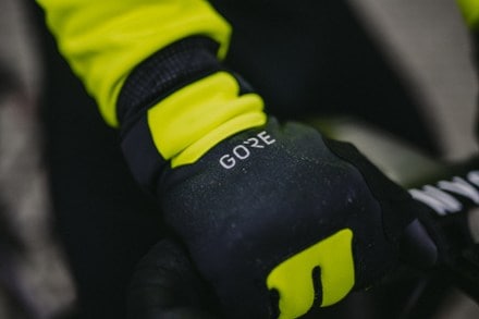 Gore windstopper cycling gloves hot sale