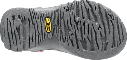 Sole View (Raya Honeysuckle)