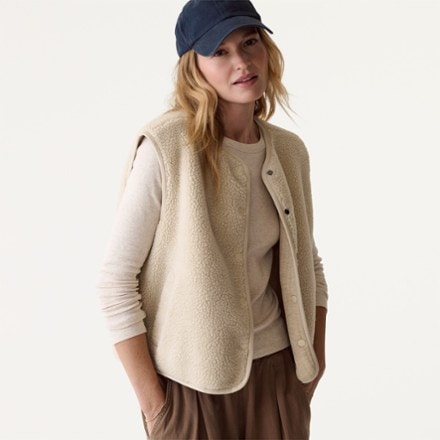 Marine Layer Reversible Sherpa Fleece Vest - Women's 3