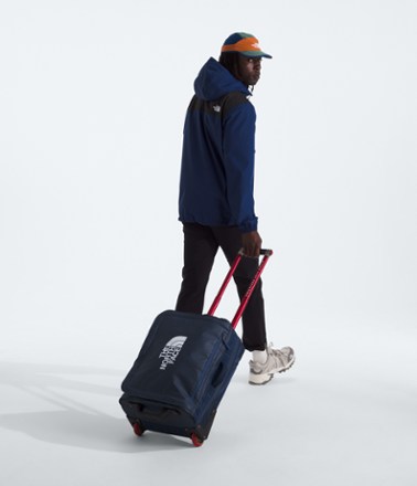 The North Face Base Camp Voyager Roller Bag - 21" 4