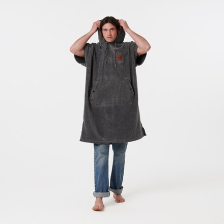 Slowtide The Digs Changing Poncho 4