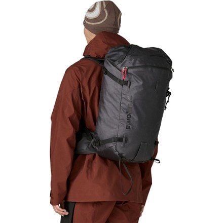 Patagonia Descensionist Snow Pack 1