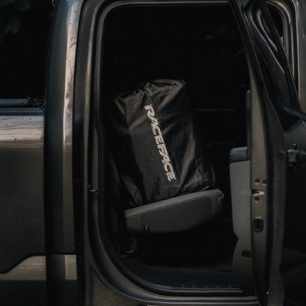 Race Face Stash Tailgate Pad - Full-Size Truck 9