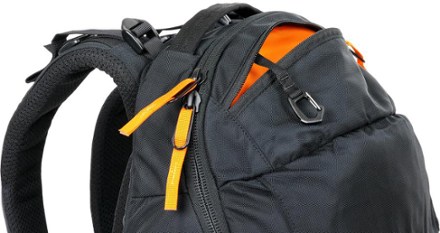 MYSTERY RANCH District 18 Backpack 4