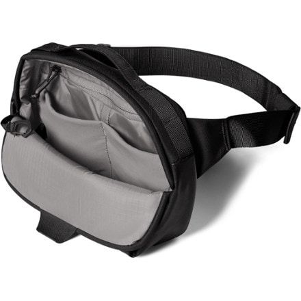 YETI Ranchero 4 L Crossbody Bag 2