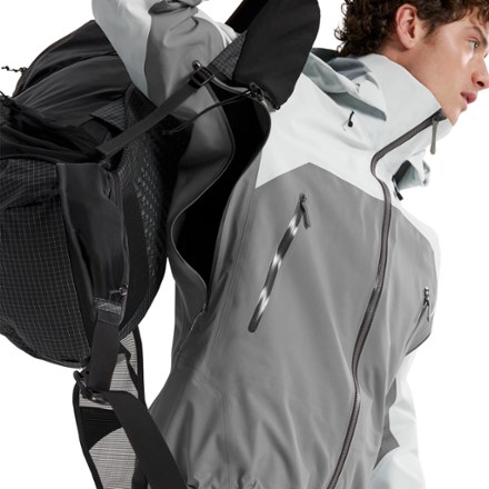 Arc'teryx Beta AR Jacket - Men's 9
