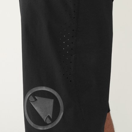 Endura SingleTrack Lite Bike Shorts - Men's 6