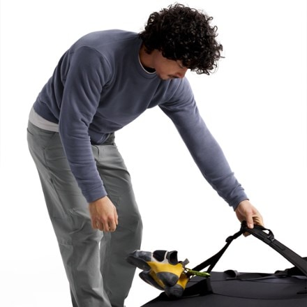 Arc'teryx Emblem Fleece Crew - Men's 4