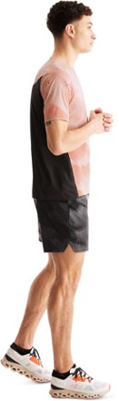 On Lumos Lightweight Shorts - Men's 3