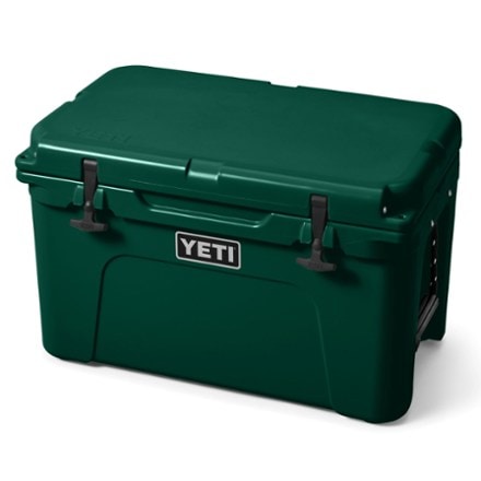 YETI Tundra 45 Cooler 1