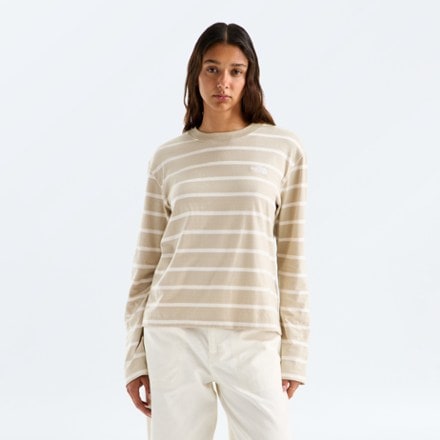 On Body Image of color Timeless Taupe Tnf Stripe