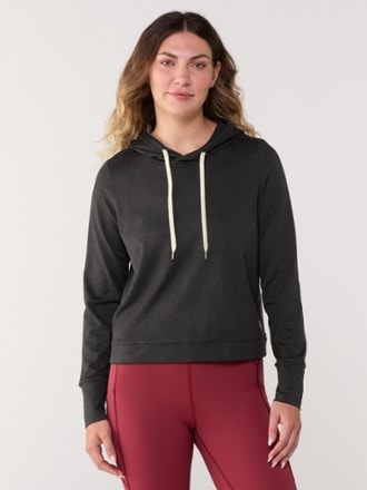 Vuori Halo Essential Hoodie - Women's 1