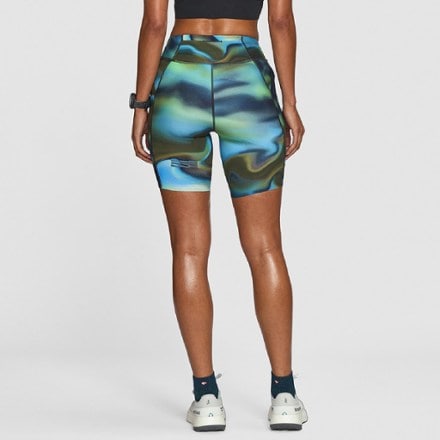 Janji Pace 7" Shorts - Women's 1