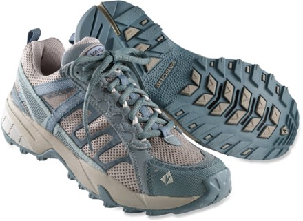 vasque trail running shoes womens