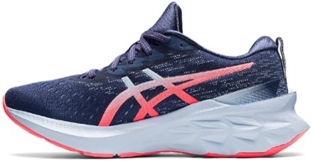 asic running shoes women