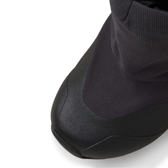 Detail Image of color Black/Black