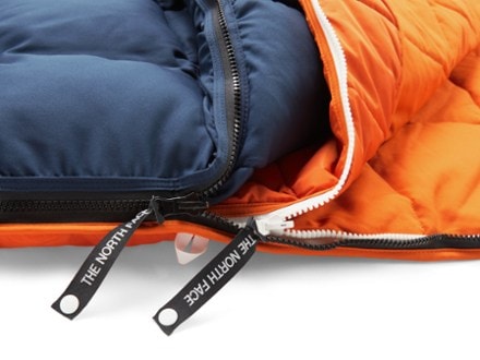 The North Face Cozy One Bag Duo Sleeping Bag Zipper detail