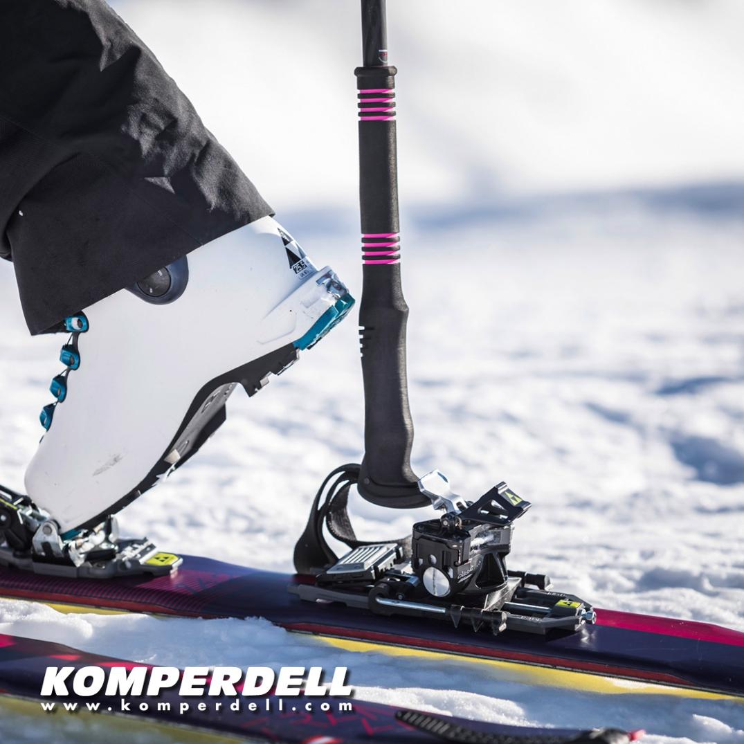 Location Image for Descent Ski Poles - Pair