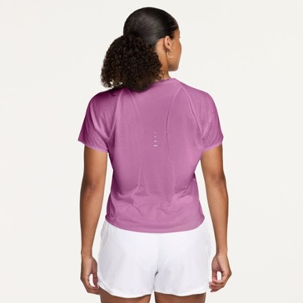 Nike Swift Breathe Dri-FIT T-Shirt - Women's 1
