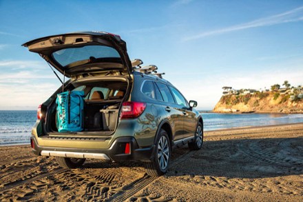pau hana solo sup on the back of a subaru forester