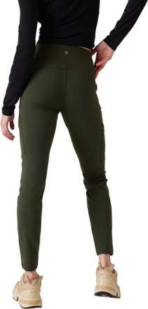 Athleta Headlands Hybrid Cargo II Tights - Women's 4