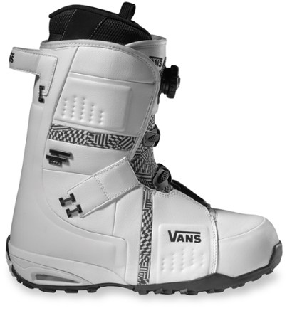 vans recco snowboard boots