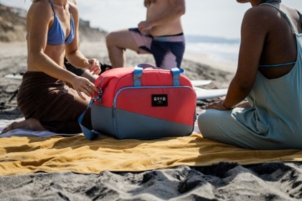 RovR Products TravelR 36 Can Soft Cooler Duffel with Shoulder Strap 5