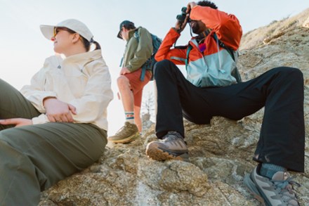 Location Image for Antora Rain Hoodie - Women's