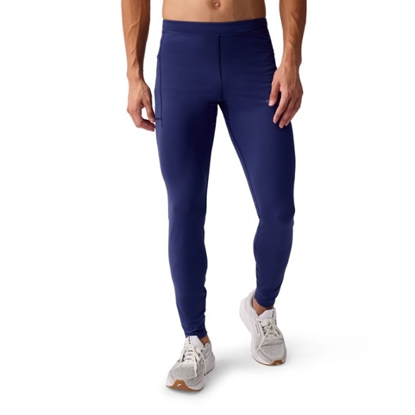 On Body Image of color Midnight/Speed Logo