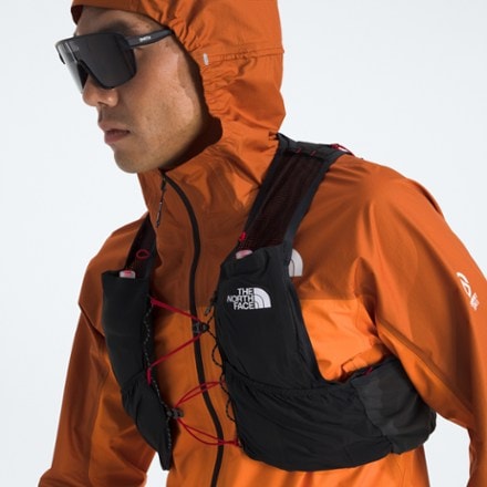 The North Face Summit Series Run Vest 5 Hydration Vest 5