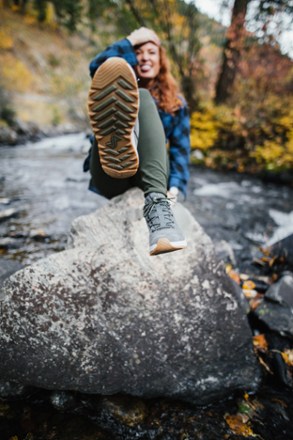Forsake Tract Mid Shoes - Women's 8
