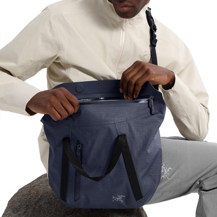 Arc'teryx Granville Shoulder Bag | REI Co-op