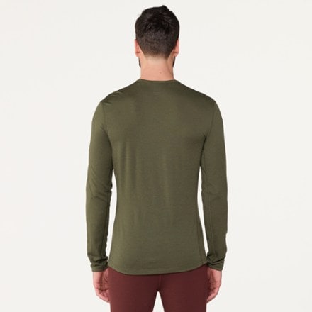 Icebreaker Merino 200 Oasis Long-Sleeve Crewe Thermal Top - Men's 4