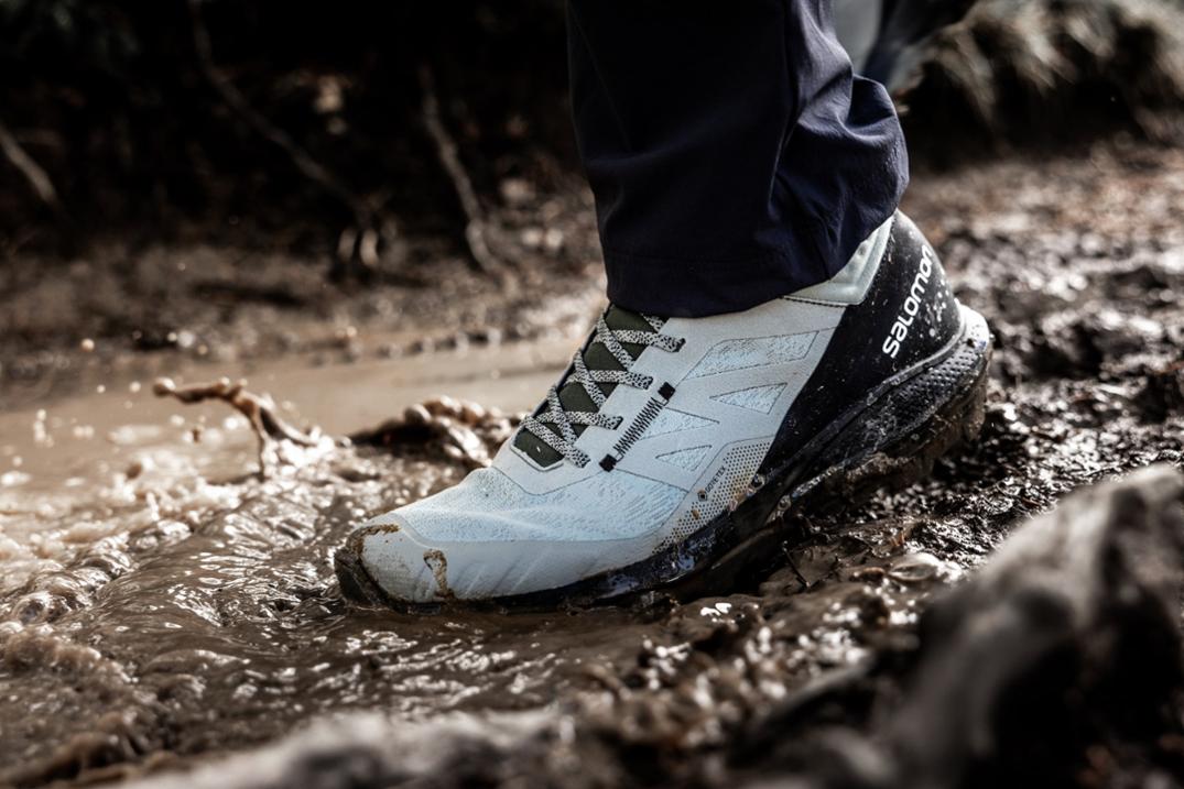 Location Image for OUTpulse Mid GORE-TEX Hiking Boots - Men's