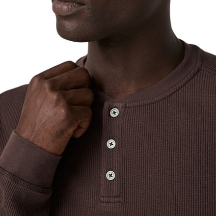 Vuori Waffle Henley Shirt - Men's 4