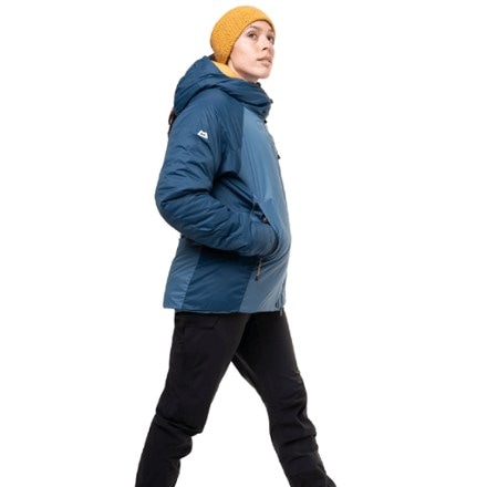 Mountain Equipment Shelterstone Insulated Jacket - Women's 4