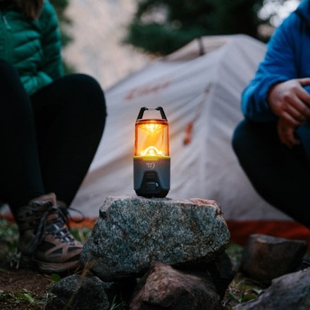 Nite Ize Radiant RL2 Rechargeable Lantern 8