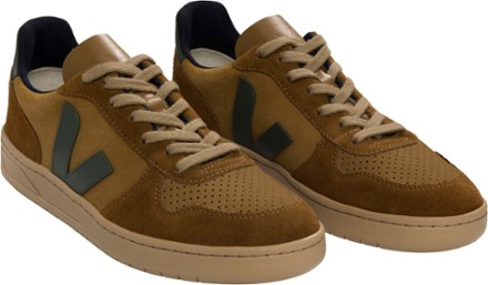 VEJA V-10 Suede Shoes - Men's 1