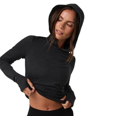 Vuori Halo Fitted Long-Sleeve Hoodie - Women's 3