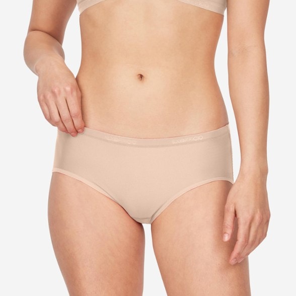 On Body Image of color Whisper Pink