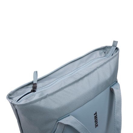 Thule Chasm 25 L Shopping Tote 6