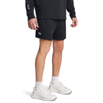 Under Armour Tech Mesh 6" Shorts - Men's 1