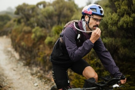 Osprey Escapist Velocity 6 Hydration Vest 5